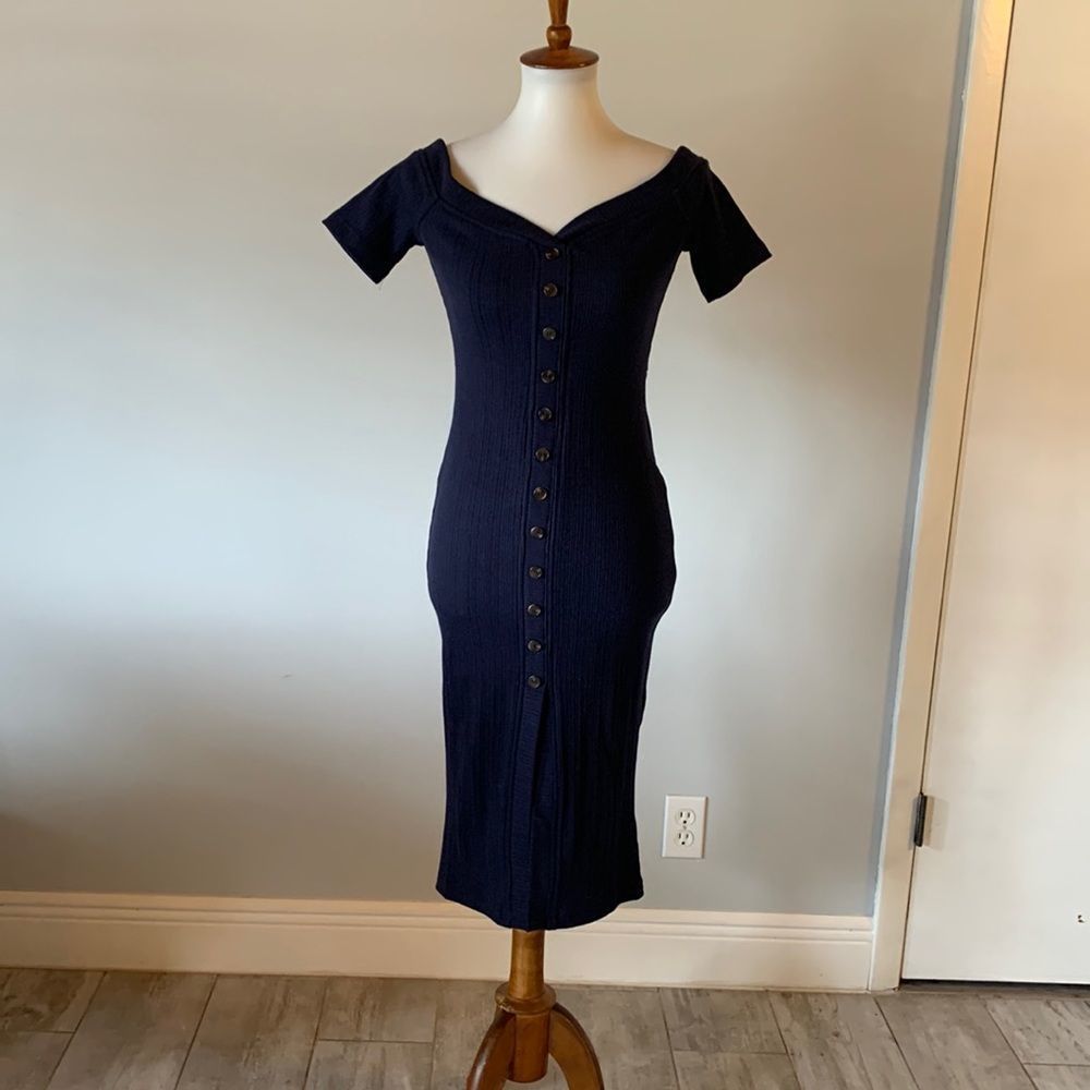 [Lulu’s] Navy Blue Ribbed Button Down Dress - Size Small